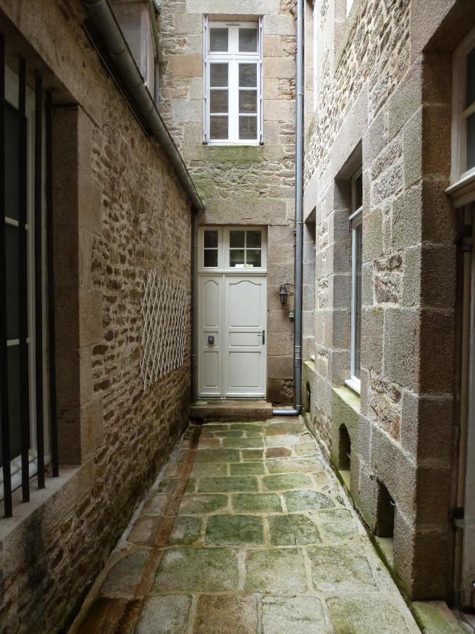 Appartement Des Remparts Dinan Exterior photo