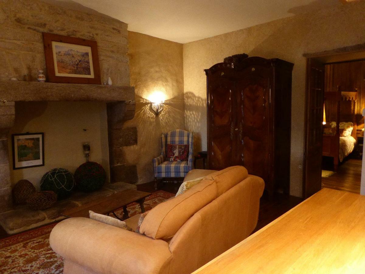 Appartement Des Remparts Dinan Exterior photo